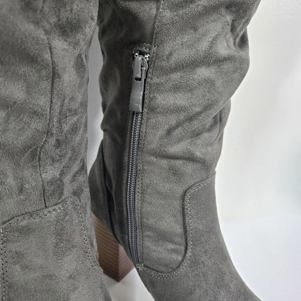 Journee Collection Womens 7M Wide Calf Gray Kaison Over The Knee Boots